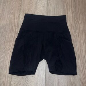 Lululemon align short with pockets